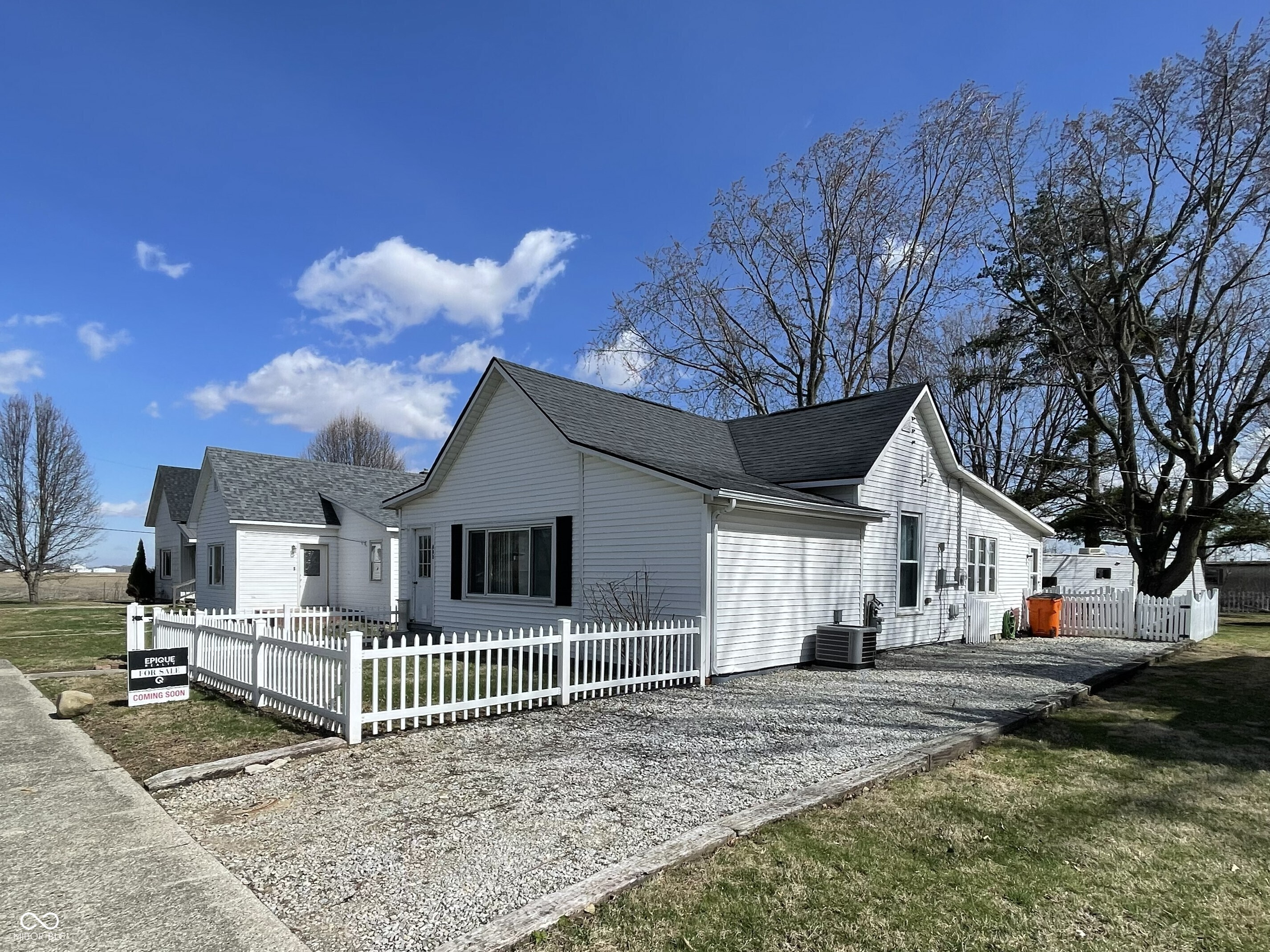 603 Posey Street Windfall, IN 46076 - Photo 4 of 52