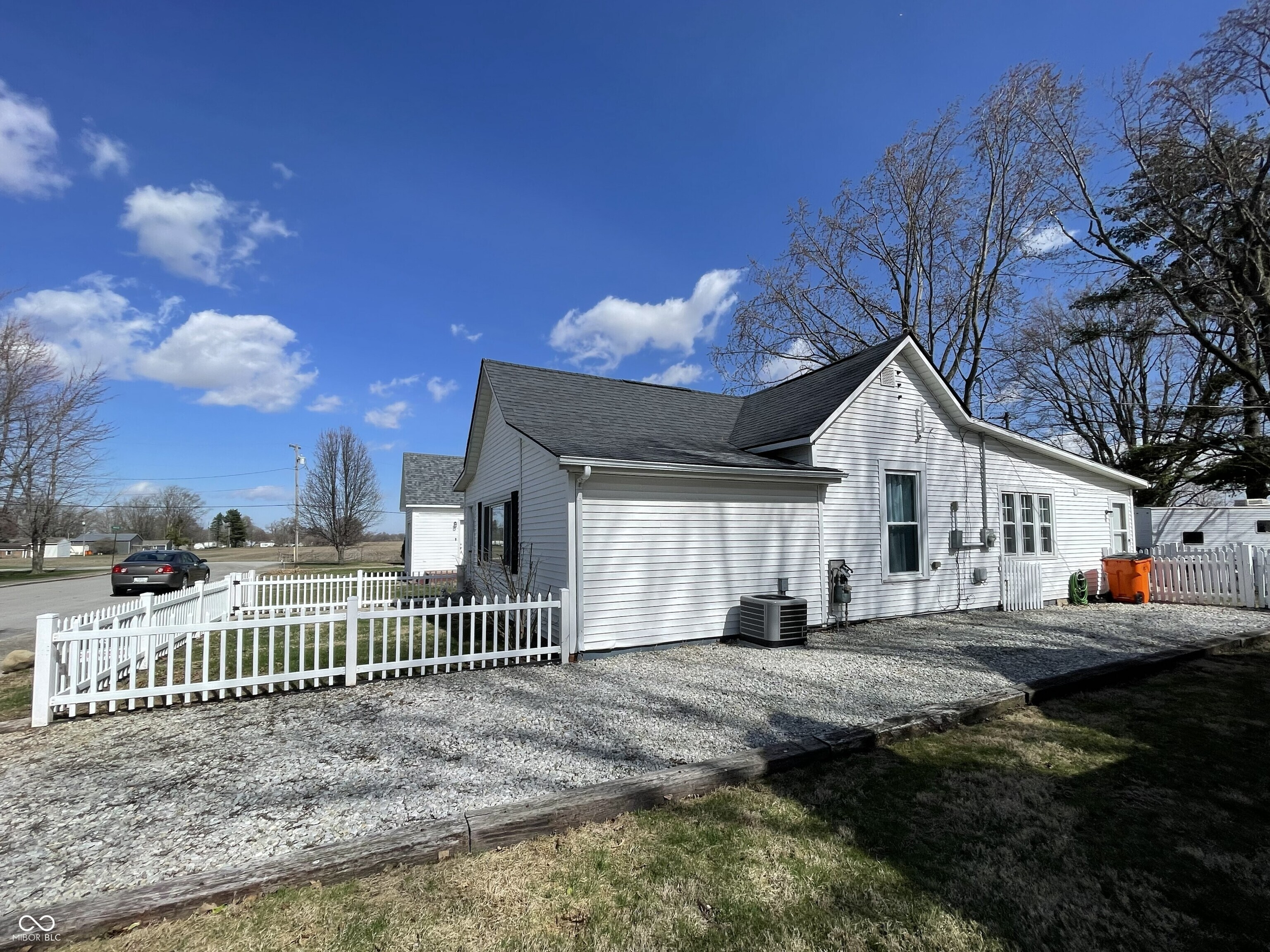 603 Posey Street Windfall, IN 46076 - Photo 5 of 52