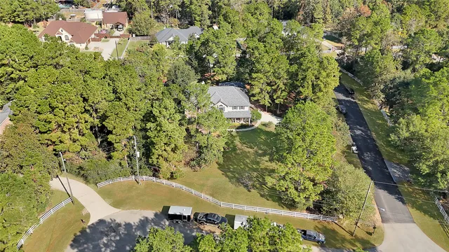 a picture of mountains