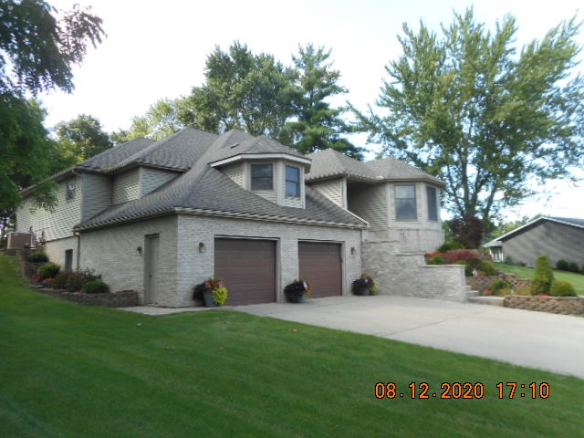 1509 North Thorn Tree Road Muncie, IN 47304 - Photo 2 of 36 Gallery Image 2