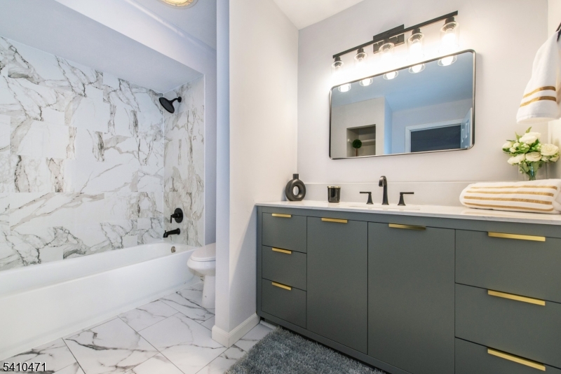 25 Chelsea Way Bridgewater, NJ 08807 - Photo 16 of 23