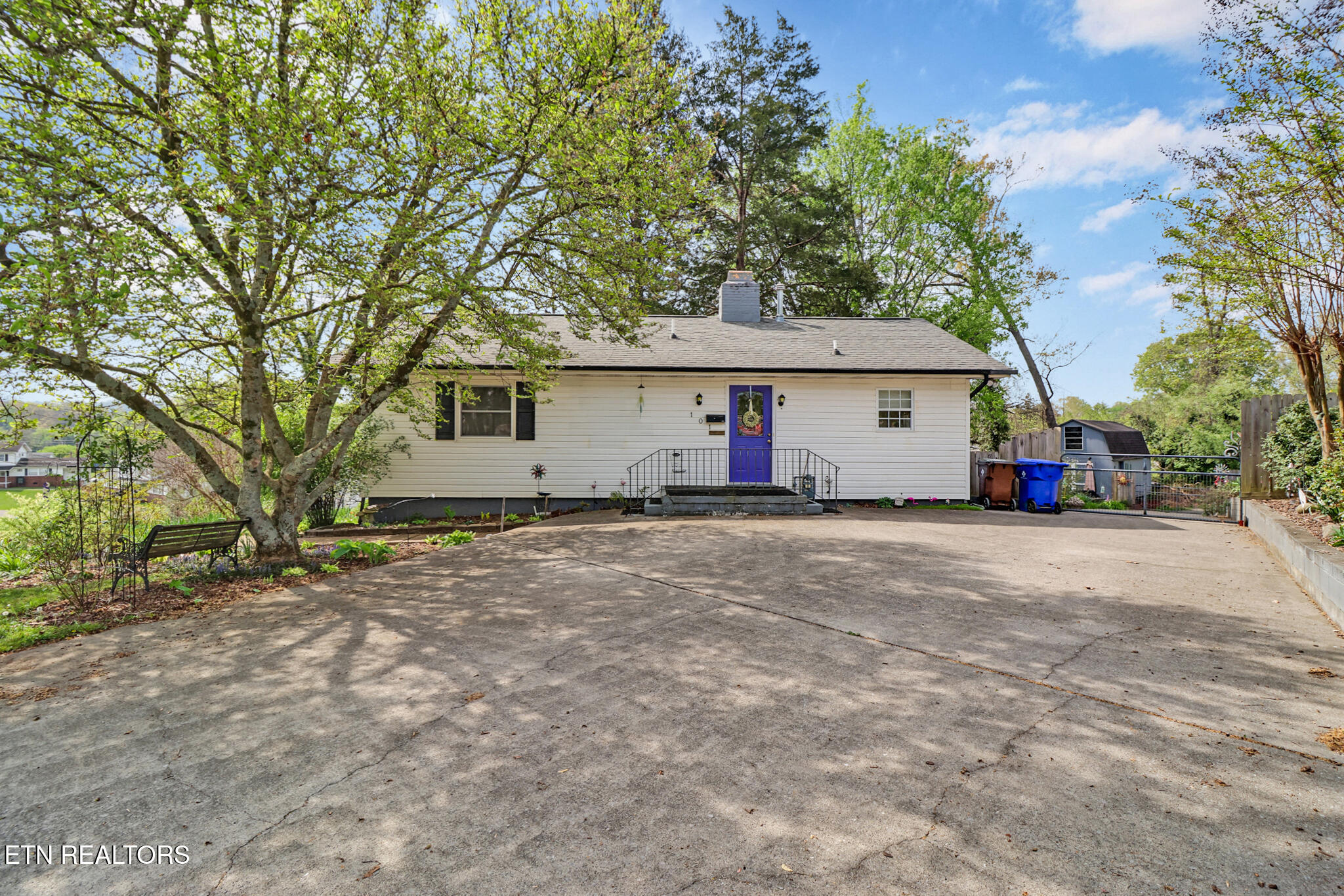 101 Tabor Road Oak Ridge, TN 37830 - Photo 2 of 34 if1a9923-if1a9927