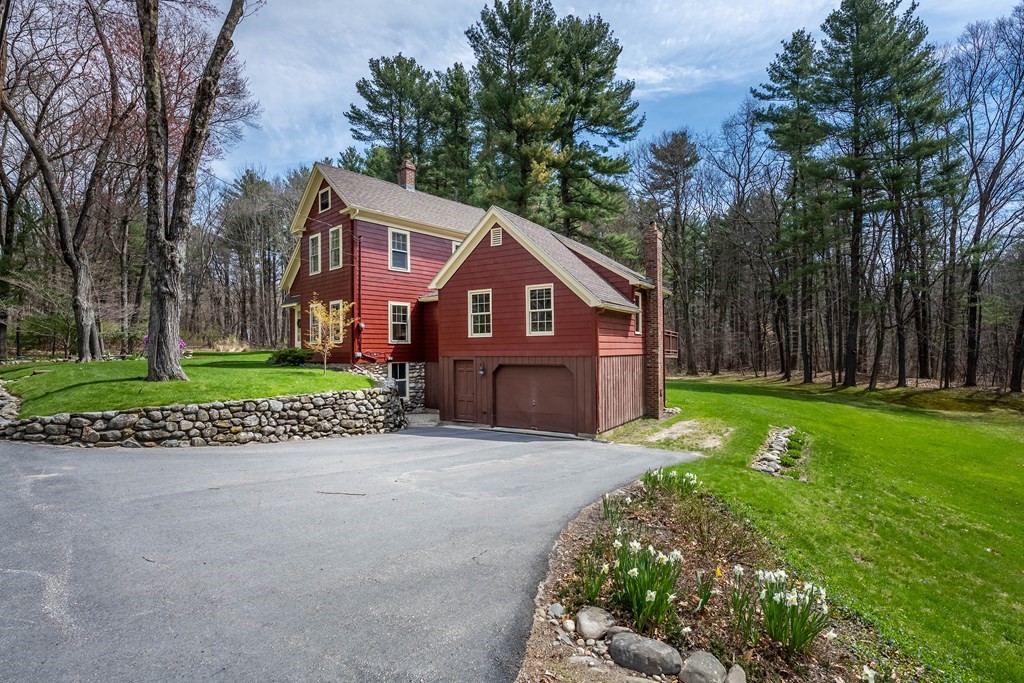 34 Lakeshore Road Boxford, MA 01921 - Photo 2 of 26