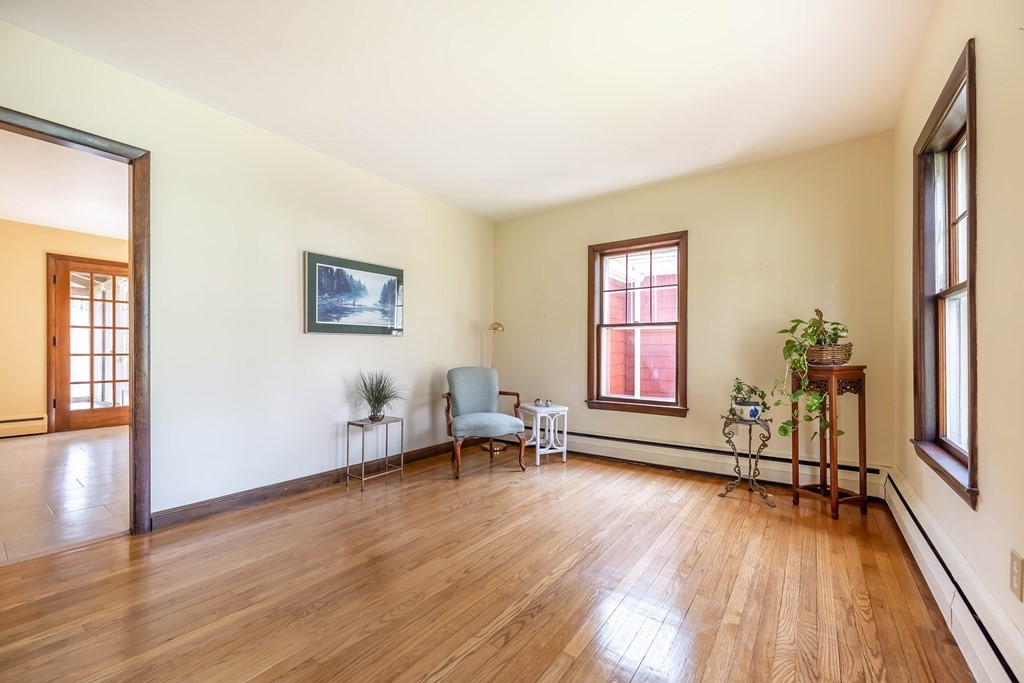 34 Lakeshore Road Boxford, MA 01921 - Photo 4 of 26