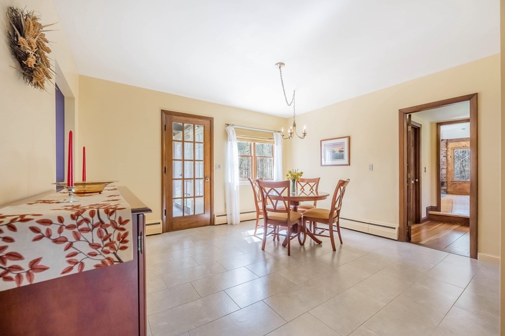 34 Lakeshore Road Boxford, MA 01921 - Photo 5 of 26