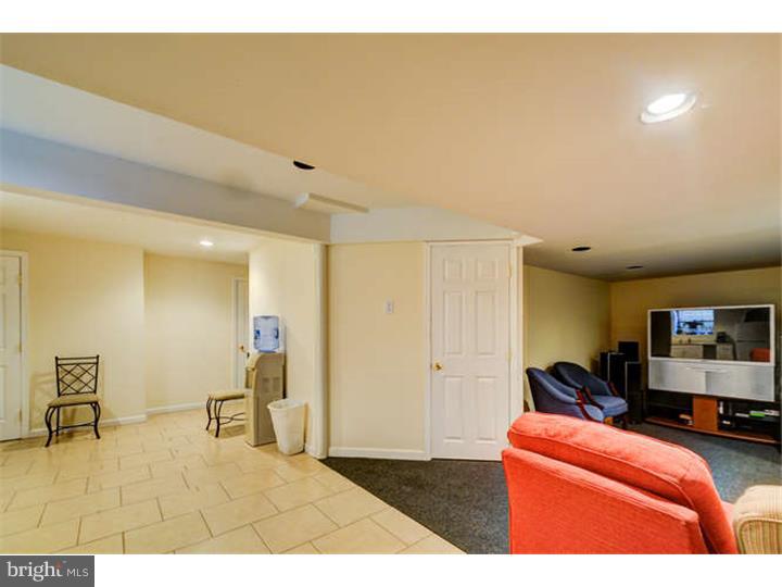 8 Cayuga Road Bordentown, NJ 08505 - Photo 20 of 25