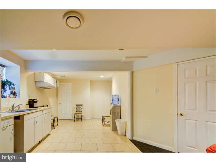 8 Cayuga Road Bordentown, NJ 08505 - Photo 21 of 25
