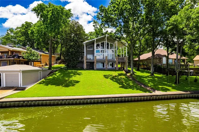 $1,289,000 | 1232 Whispering Springs Drive, Tool, TX 75143