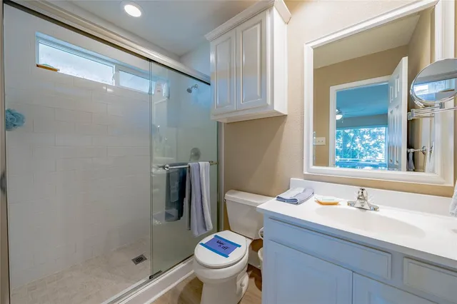 $1,289,000 | 1232 Whispering Springs Drive, Tool, TX 75143