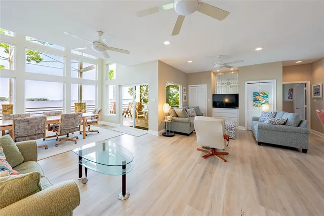 $1,289,000 | 1232 Whispering Springs Drive, Tool, TX 75143