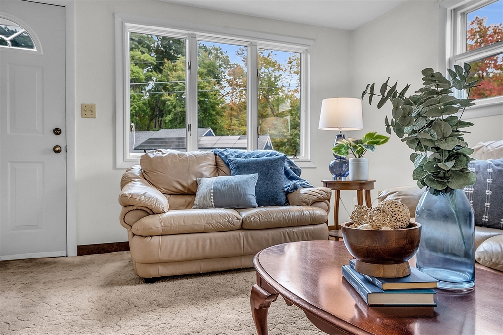 24 Candice Street Clinton, MA 01510 - Photo 4 of 27 Gallery Image 4