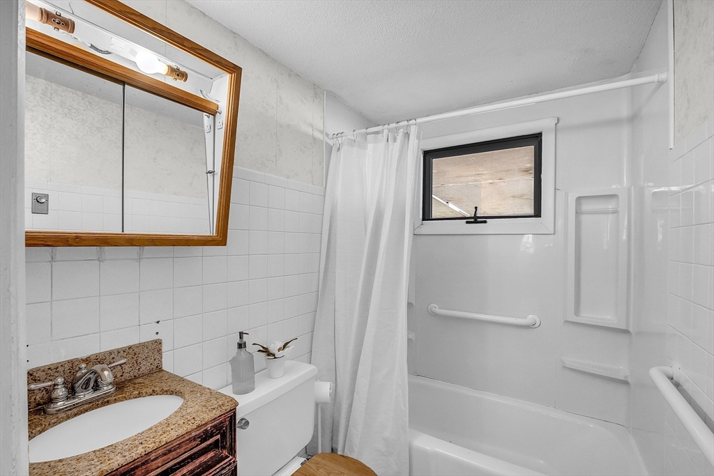 24 Candice Street Clinton, MA 01510 - Photo 8 of 27 Gallery Image 8