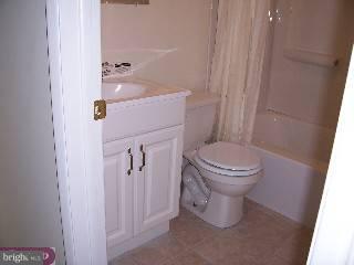 107 Newtown Road Warminster, PA 18974 - Photo 5 of 5 Gallery Image 5