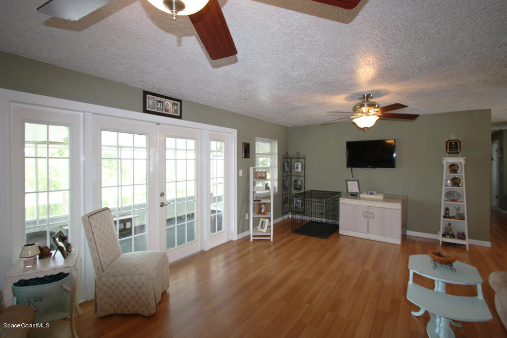 827 Mallard Road Cocoa, FL 32926 - Photo 3 of 20 New-family-2