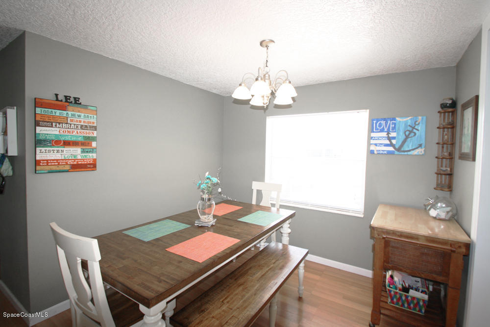 827 Mallard Road Cocoa, FL 32926 - Photo 5 of 20 New-Dining