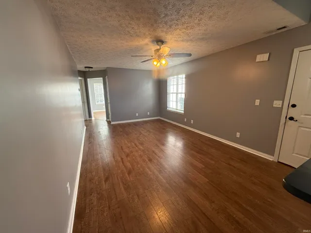 $1,650 | 5839 Riverwalk Circle, Newburgh, IN 47630