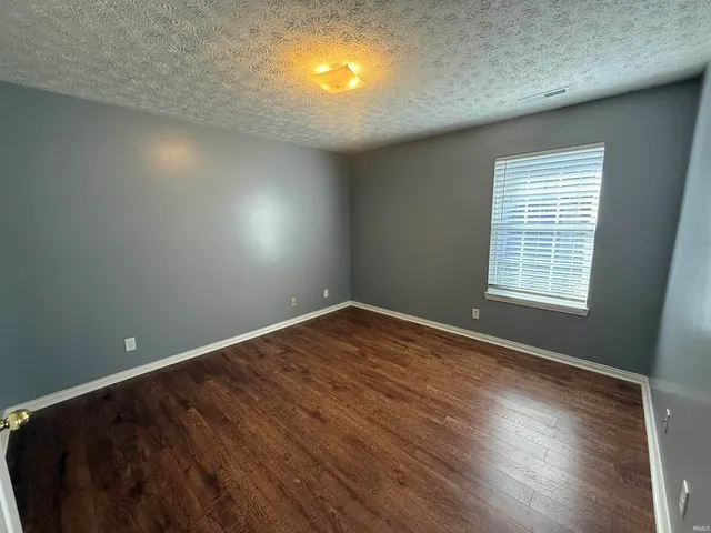 $1,650 | 5839 Riverwalk Circle, Newburgh, IN 47630