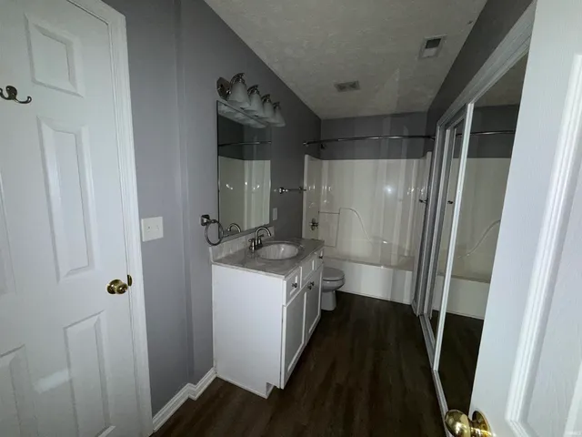 $1,650 | 5839 Riverwalk Circle, Newburgh, IN 47630