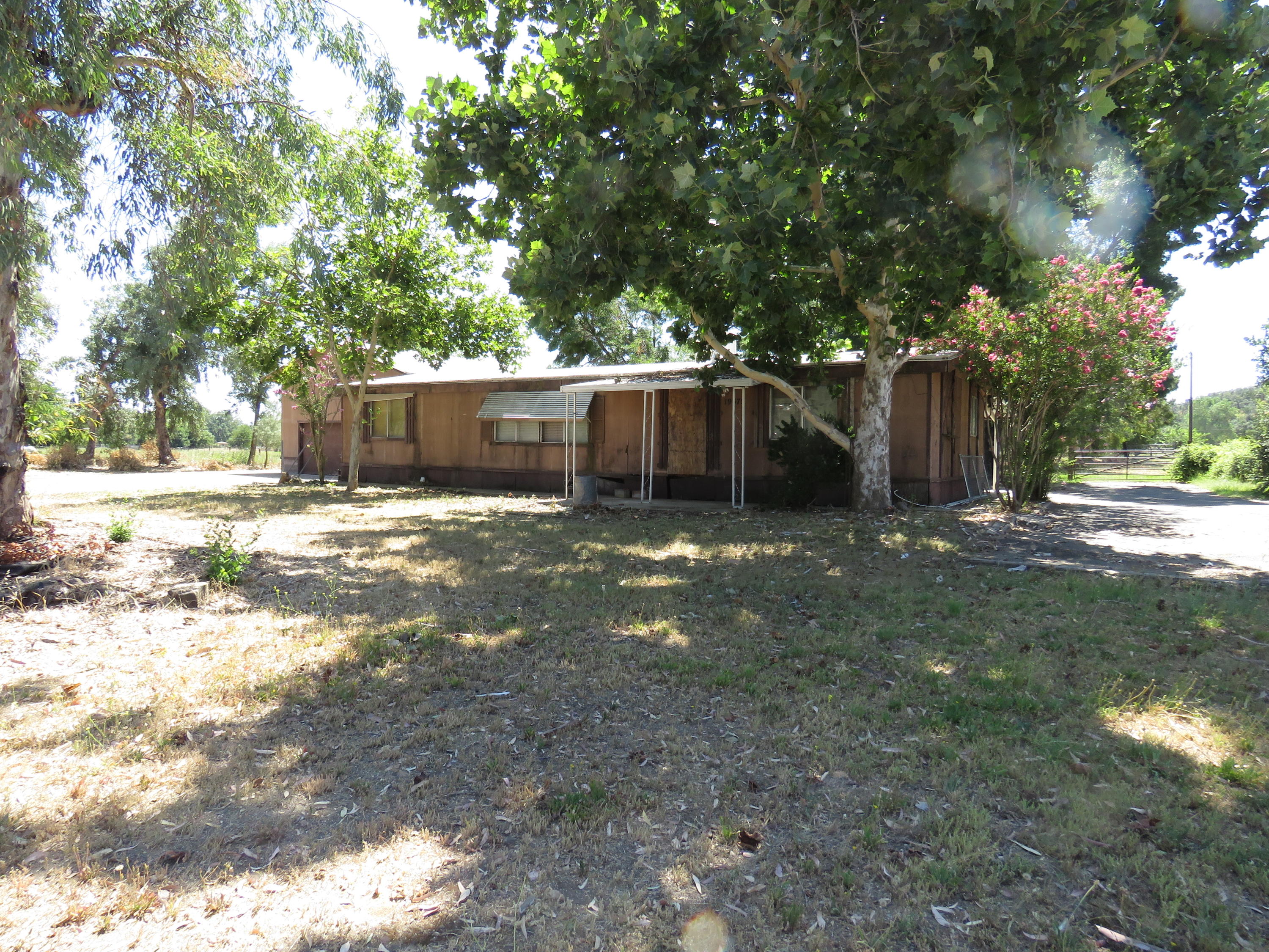 19375 Spring Gulch Road Anderson, CA 96007 - Photo 3 of 4 front