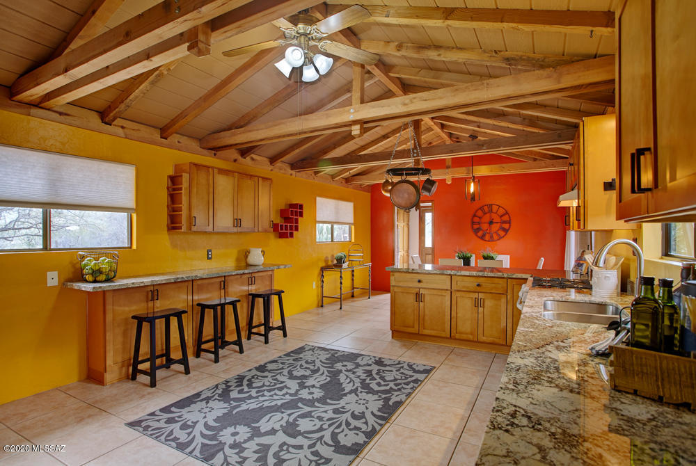 9100 East Wrightstown Road Tucson, AZ 85715 - Photo 2 of 50