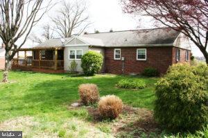 6 Limerock Road Lititz, PA 17543 - Photo 7 of 21