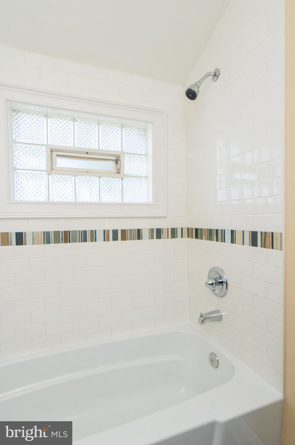 2709 Moorgate Road Baltimore, MD 21222 - Photo 11 of 22