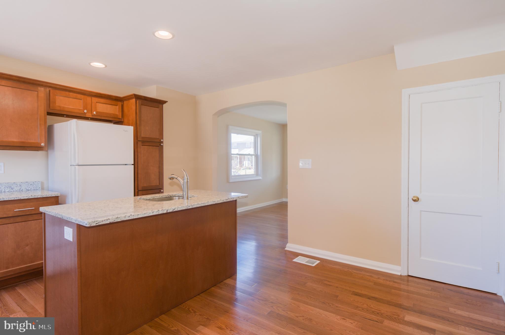 2709 Moorgate Road Baltimore, MD 21222 - Photo 6 of 22