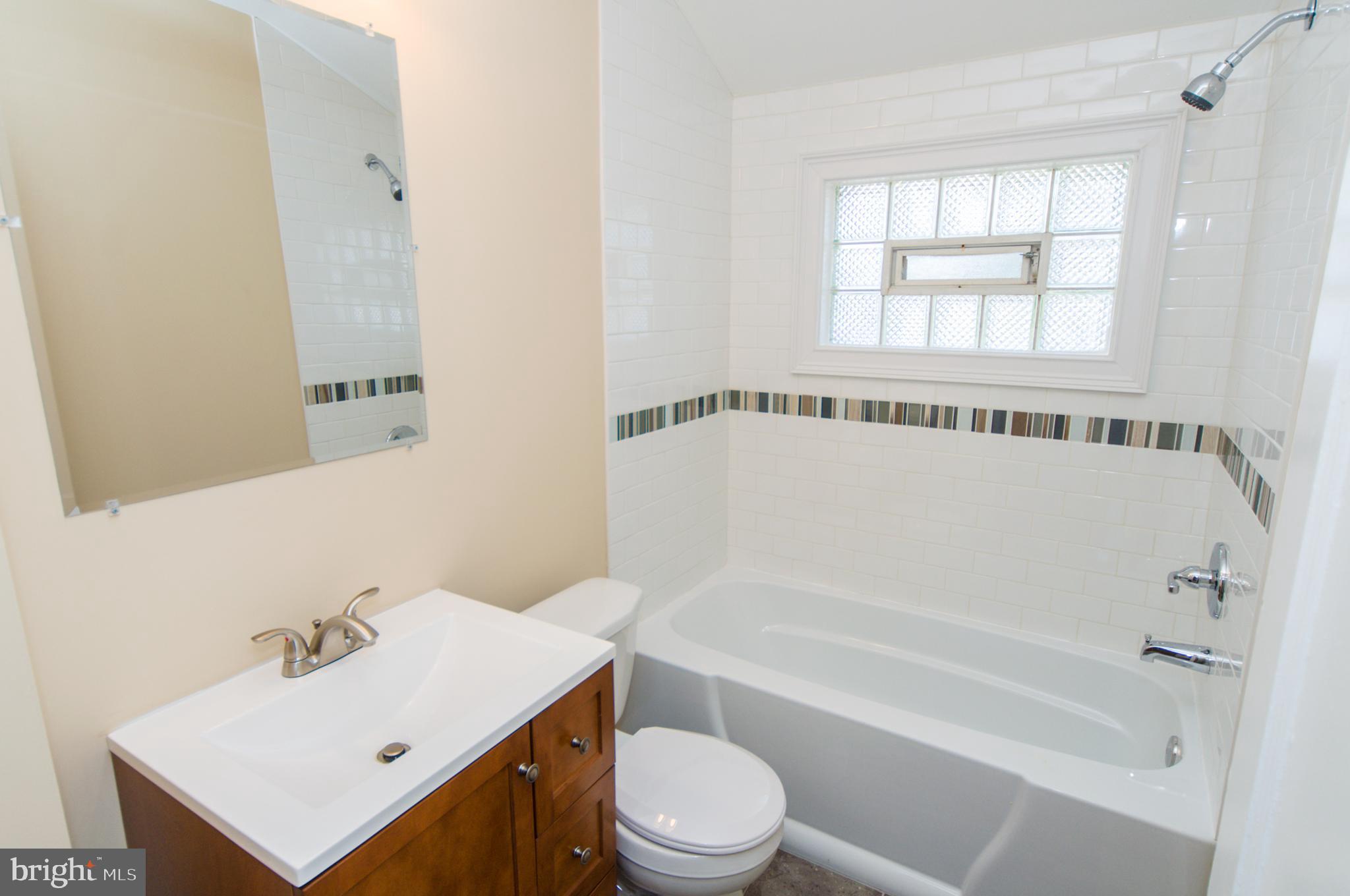 2709 Moorgate Road Baltimore, MD 21222 - Photo 10 of 22