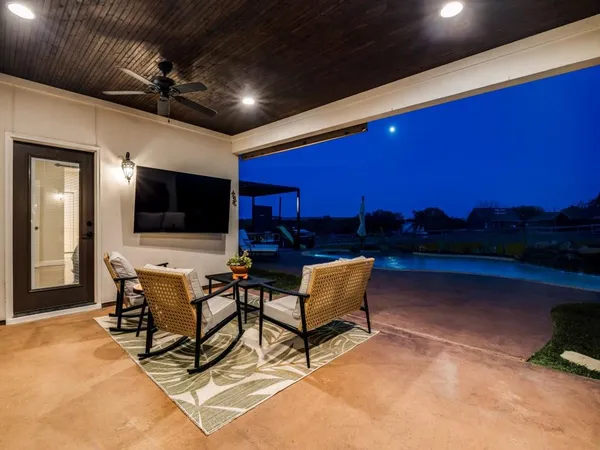 $985,000 | 3500 Pleasant Valley Road, Sachse, TX 75048