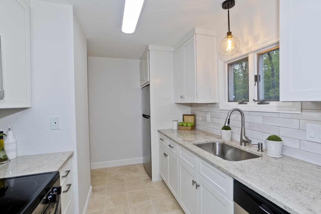 2205 Boston Road, Unit C20 Wilbraham, MA 01095 - Photo 4 of 41