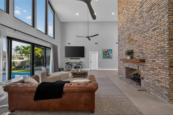 $2,950,000 | 4000 Northeast 23rd Avenue, Lighthouse Point, FL 33064