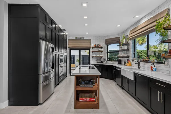 $2,950,000 | 4000 Northeast 23rd Avenue, Lighthouse Point, FL 33064