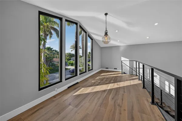 $2,950,000 | 4000 Northeast 23rd Avenue, Lighthouse Point, FL 33064