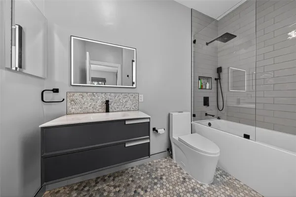 $2,950,000 | 4000 Northeast 23rd Avenue, Lighthouse Point, FL 33064
