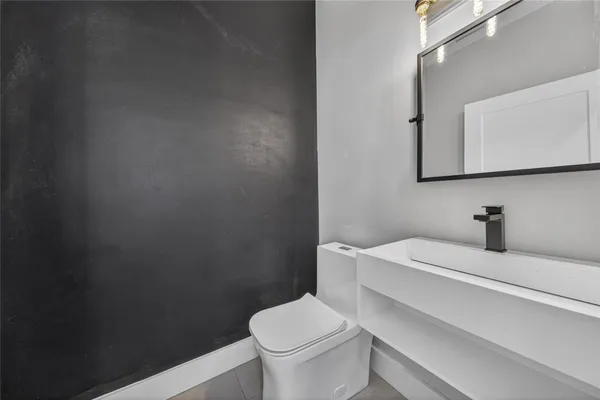 $2,950,000 | 4000 Northeast 23rd Avenue, Lighthouse Point, FL 33064