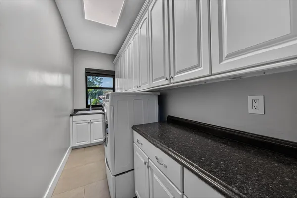 $2,950,000 | 4000 Northeast 23rd Avenue, Lighthouse Point, FL 33064