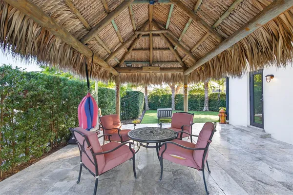 $2,950,000 | 4000 Northeast 23rd Avenue, Lighthouse Point, FL 33064