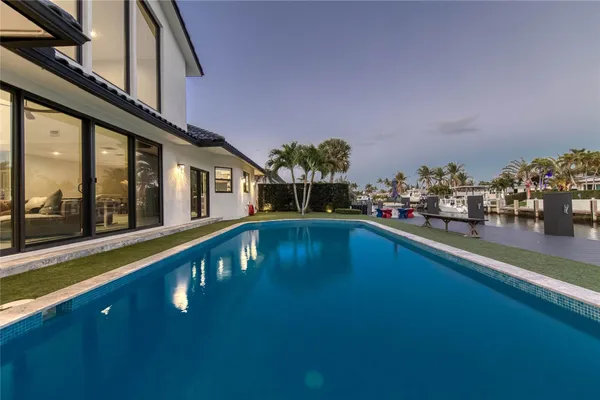 $2,950,000 | 4000 Northeast 23rd Avenue, Lighthouse Point, FL 33064