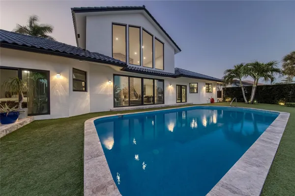 $2,950,000 | 4000 Northeast 23rd Avenue, Lighthouse Point, FL 33064