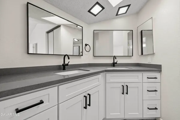 $518,500 | 4554 Moonraker Road, Palmdale, CA 93552