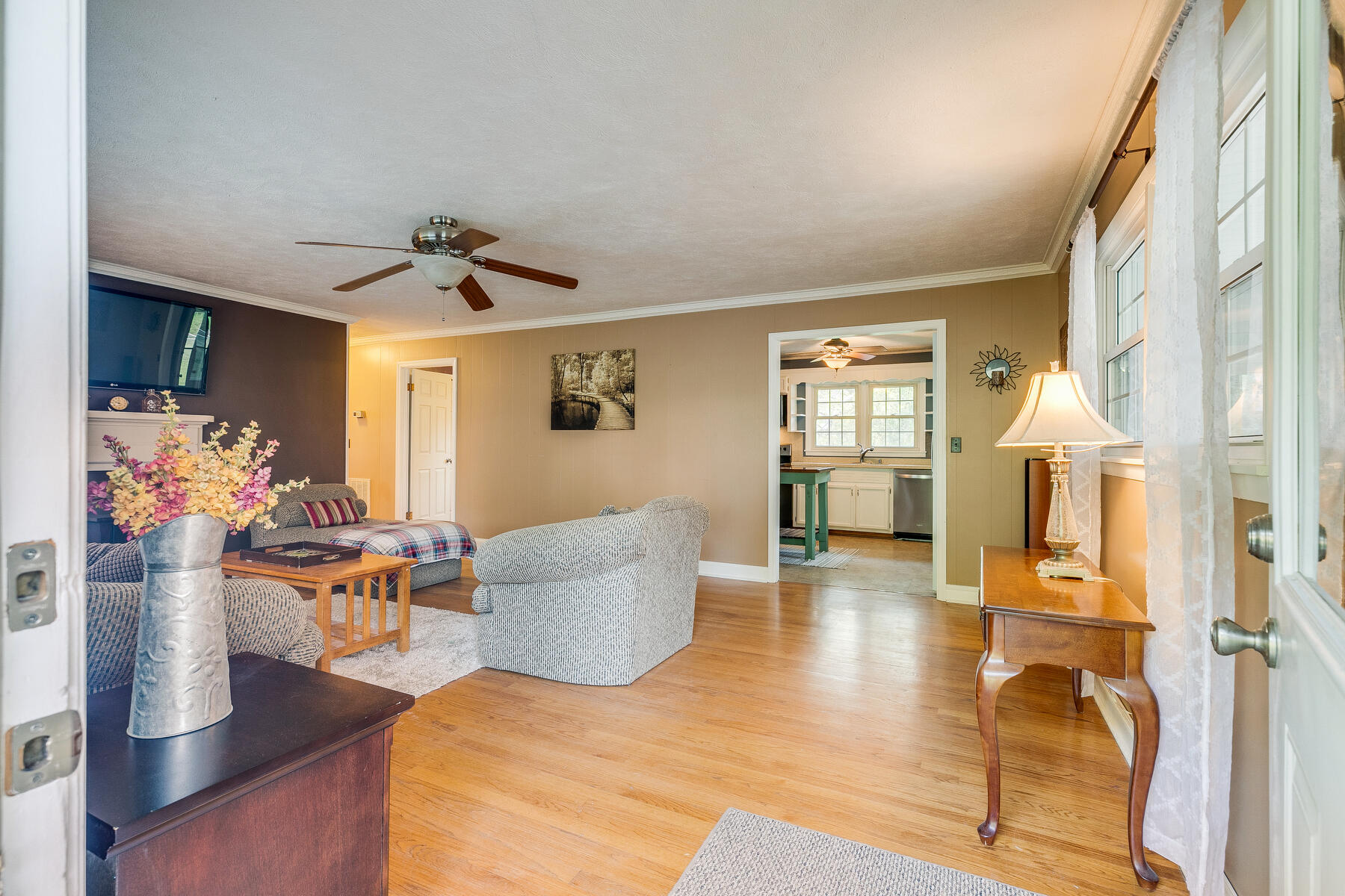 605 Bell Ridge Road Kingsport, TN 37665 - Photo 5 of 46 005