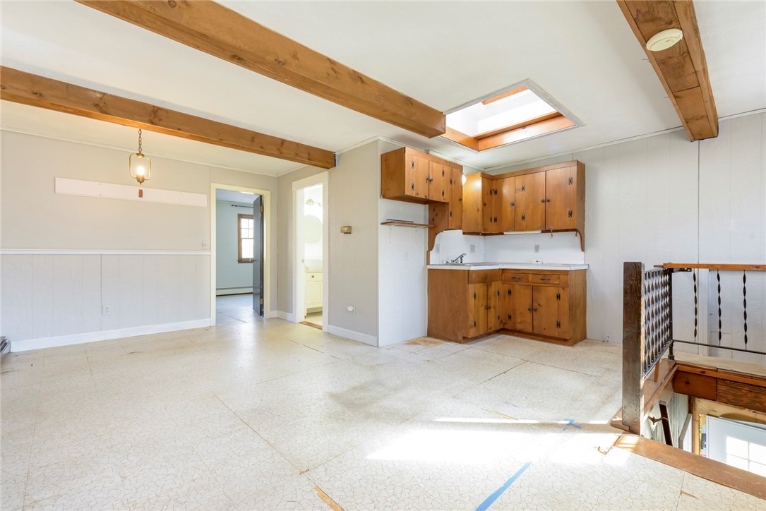 701 East Shore Road Jamestown, RI 02835 - Photo 16 of 28