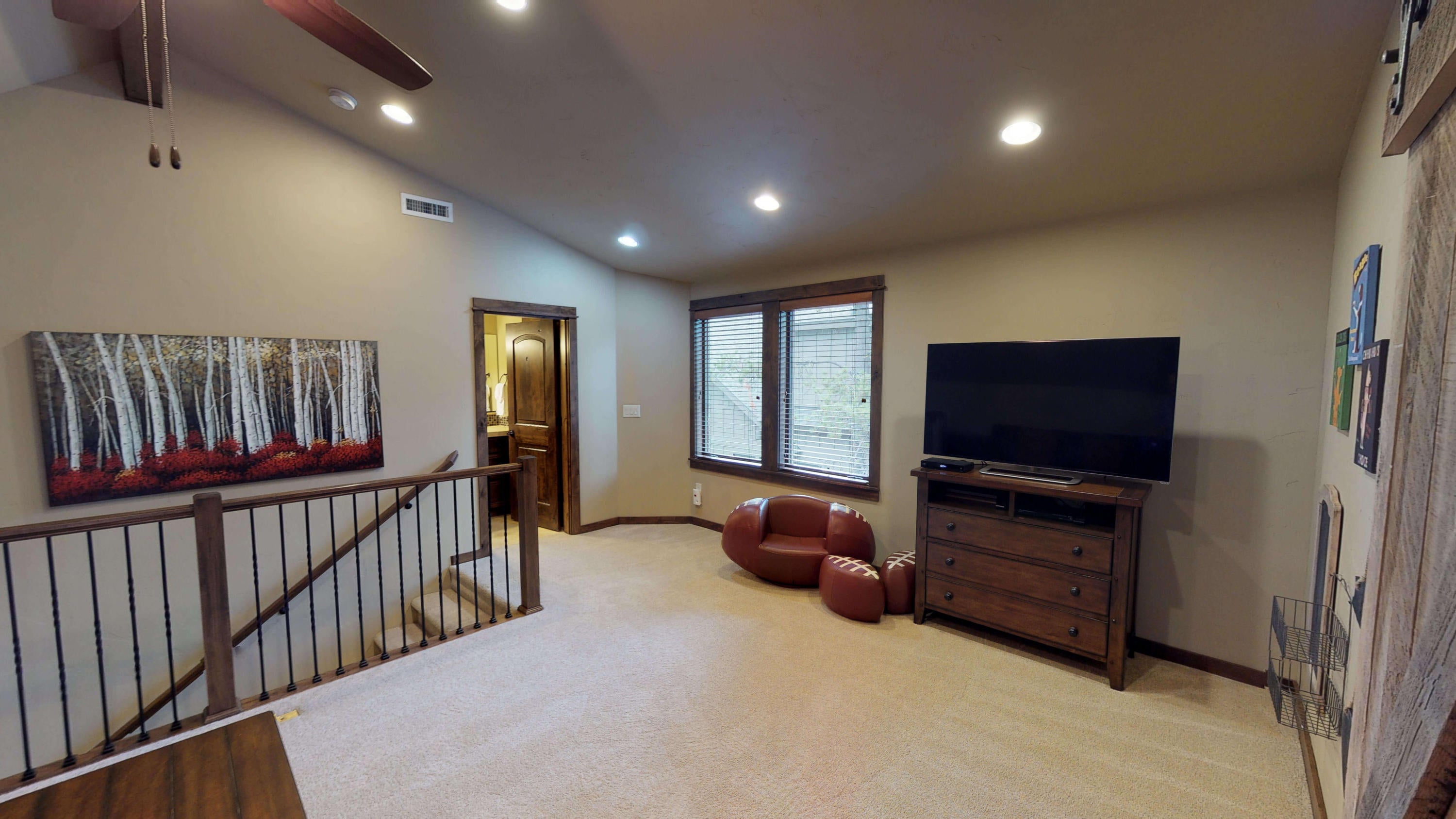 56538 Dancing Rock Loop, Unit 16 Bend, OR 97707 - Photo 29 of 32 16_CalderaCabin (28)