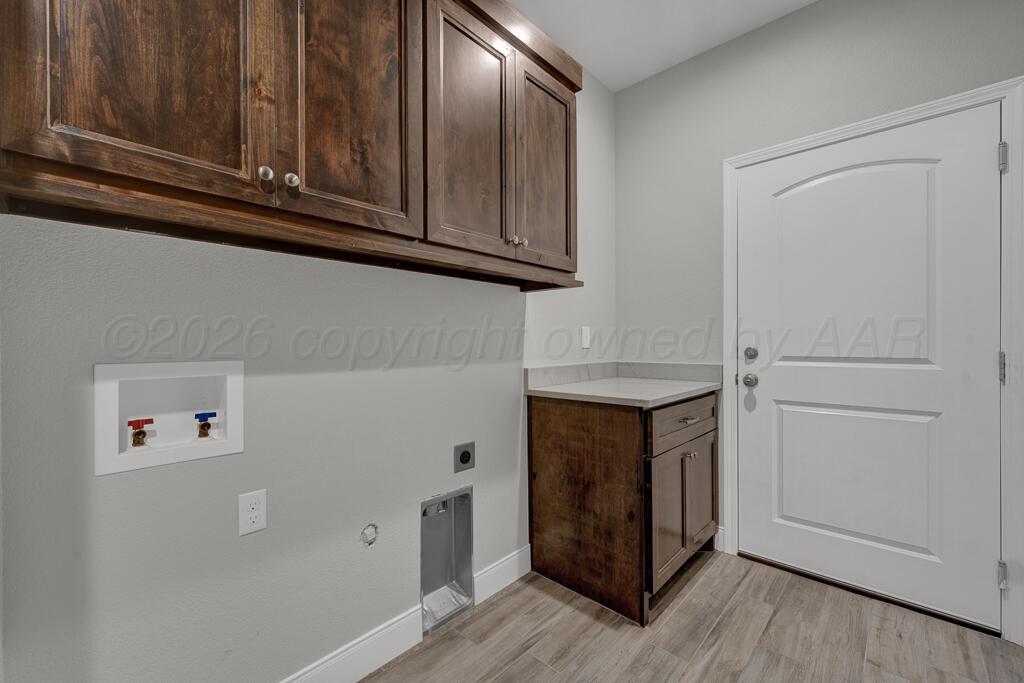 400 Desert Quail Road Canyon, TX 79015 - Photo 25 of 31 laundry room 2