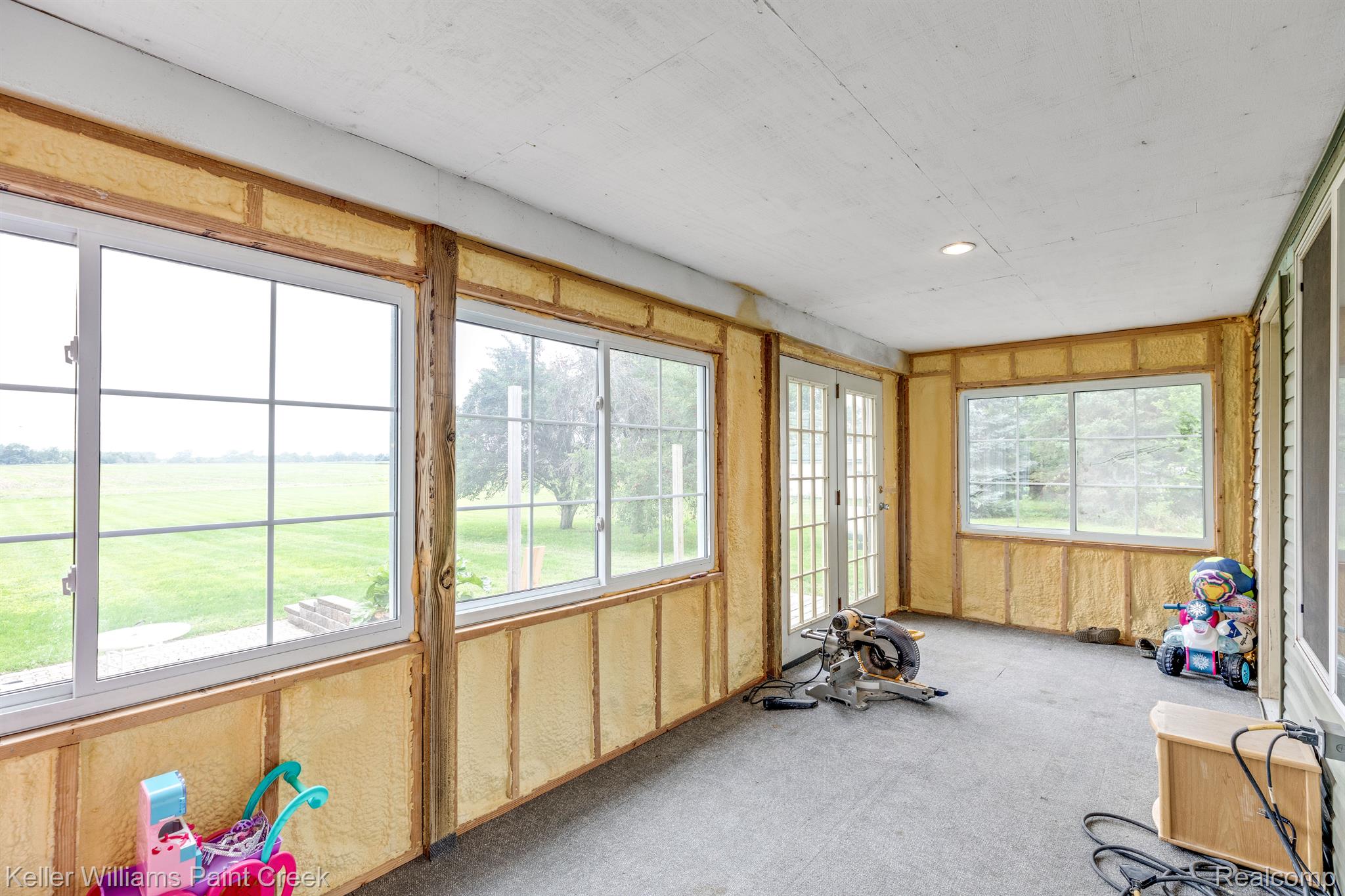 9200 Edward Road Fostoria, MI 48435 - Photo 25 of 32 Four Seasons Room