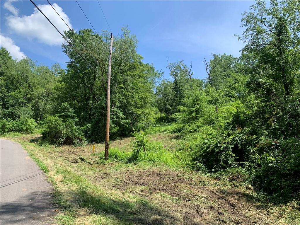 108 Chapel Crest Terrace Pittsburgh, PA 15238 - Photo 6 of 6