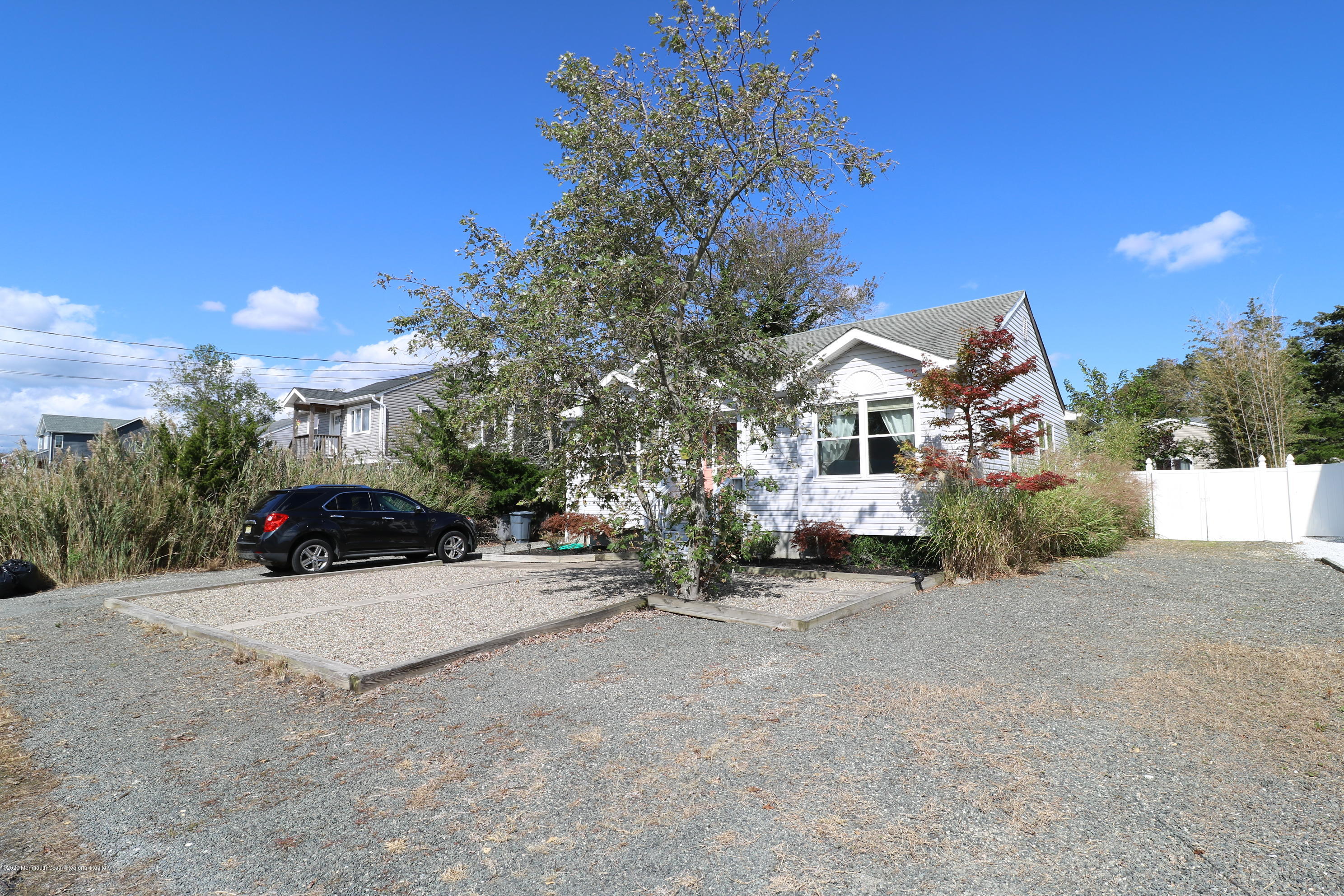 107 Bonita Road Waretown, NJ 08758 - Photo 2 of 32 IMG_3882