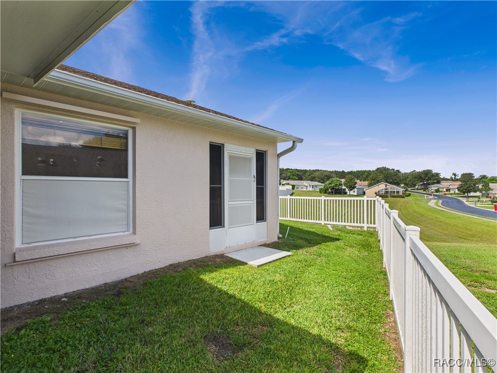 709 West Toucan Loop Hernando, FL 34442 - Photo 31 of 39