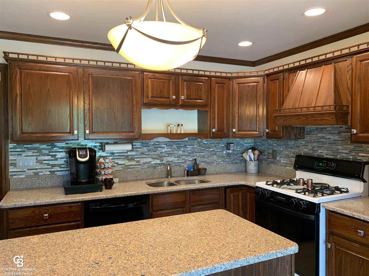 2202 South Range Road St. Clair, MI 48079 - Photo 42 of 88 31392951-41.JPG