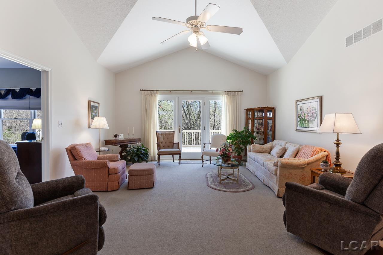 4242 Evergreen Road Adrian, MI 49221 - Photo 7 of 31 50142322-1640bc89-d9ca-447a-aff0-f30f9f5d63cd.JPG